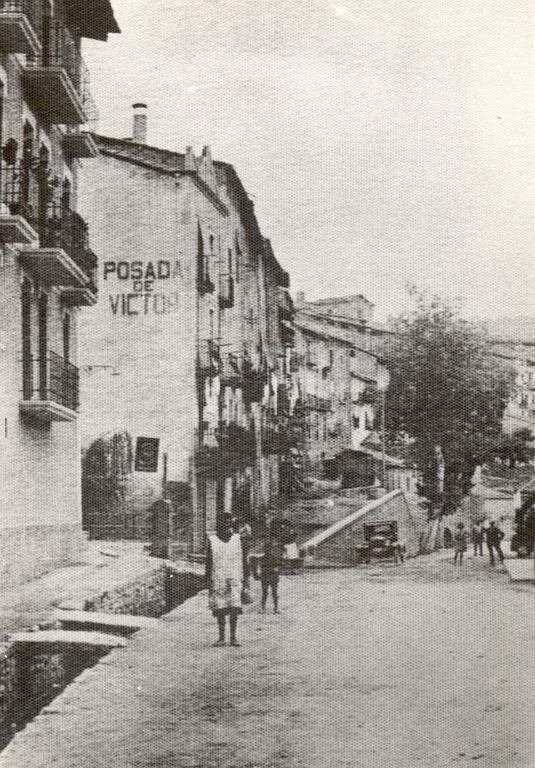 Hostal Victor Oliana Zewnętrze zdjęcie