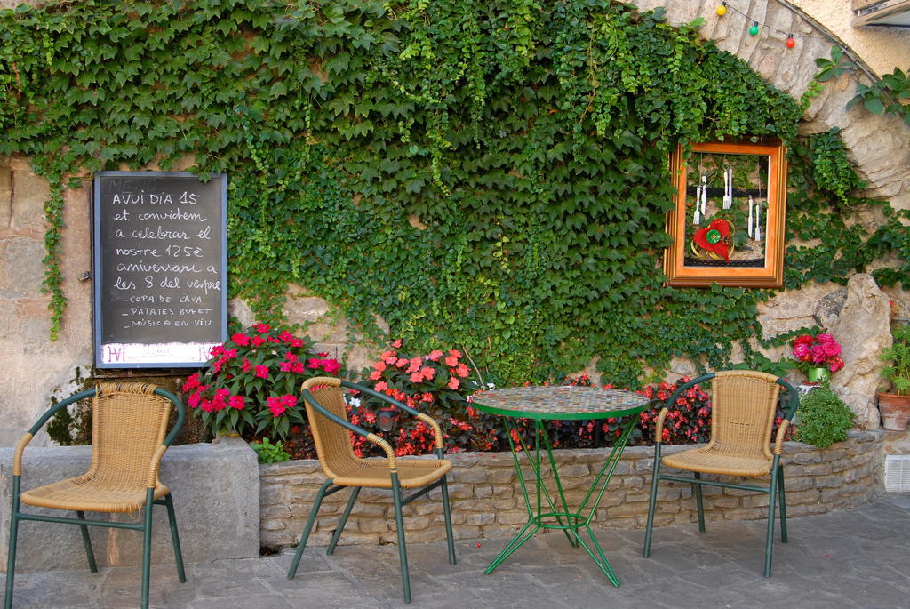 Hostal Victor Oliana Zewnętrze zdjęcie