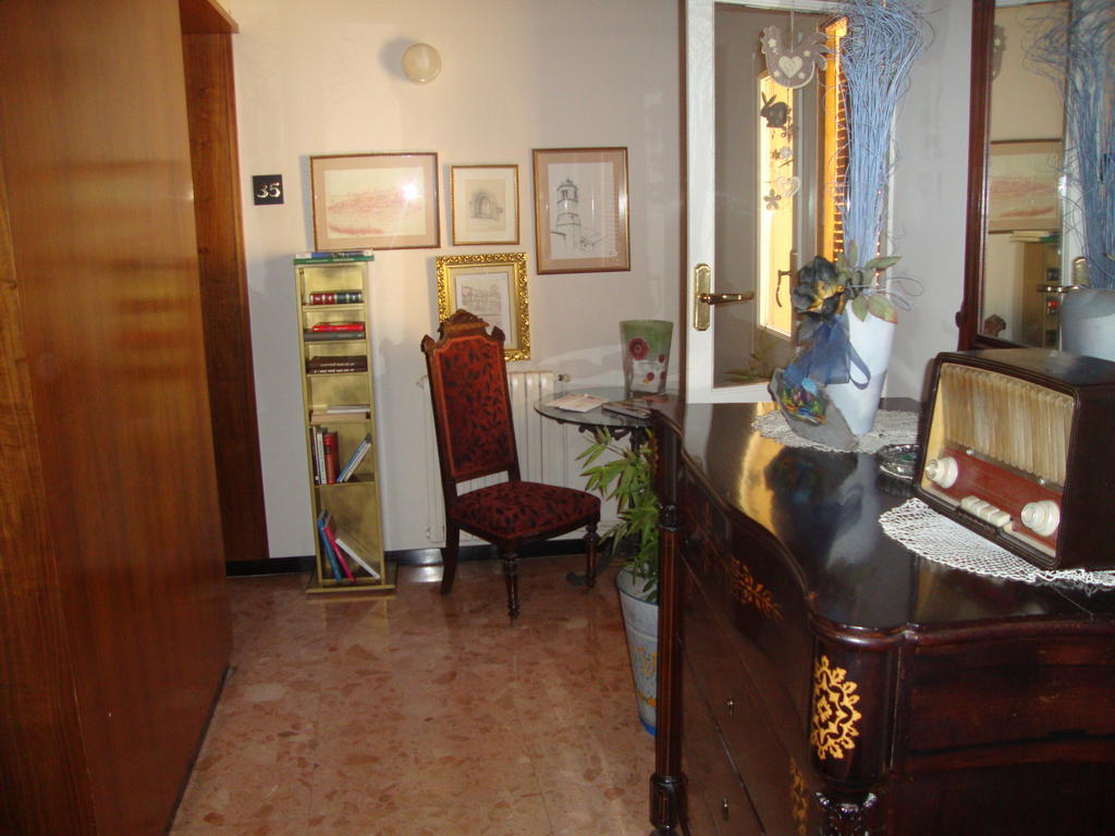 Hostal Victor Oliana Zewnętrze zdjęcie