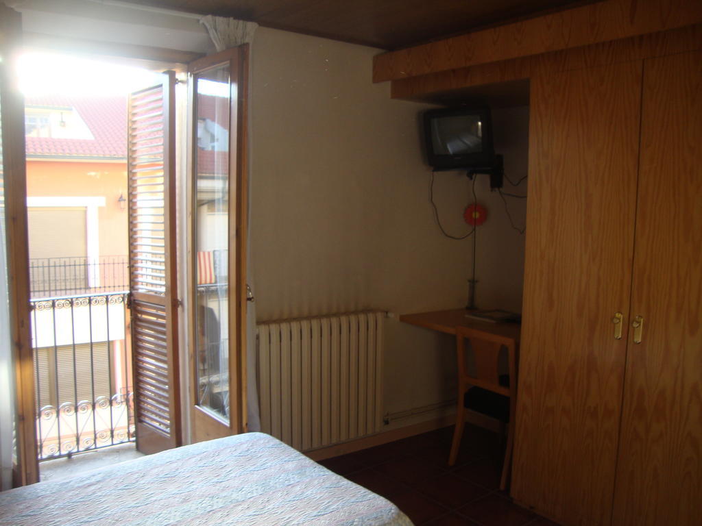 Hostal Victor Oliana Pokój zdjęcie